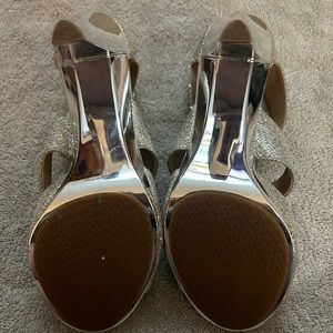 Dress shoes size 8.5